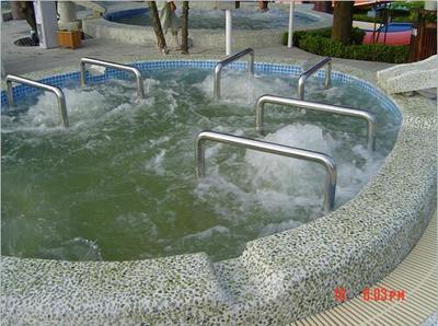 新疆水上游藝設備建造與溫泉設備設計研發的專業探索